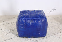 Load image into Gallery viewer, Ottoman contrasted Blue Pouf
