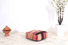 Load image into Gallery viewer, Seating moroccan pillow 
