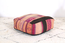 Load image into Gallery viewer, Seating moroccan pillow 
