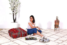 Load image into Gallery viewer, Moroccan kilim pouf 
