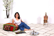 Load image into Gallery viewer, Seating moroccan pillow 
