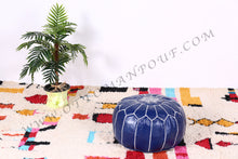 Load image into Gallery viewer, Ottoman contrasted Blue Pouf
