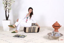 Load image into Gallery viewer, Floor cushion kilim pouf 
