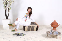 Load image into Gallery viewer, Floor cushion kilim pouf 
