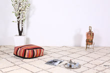 Load image into Gallery viewer, Vintage Kilim Pouf 
