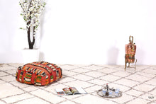 Load image into Gallery viewer, Moroccan kilim pouf 
